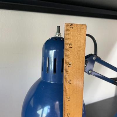 Articulating Desk Lamp