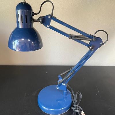 Articulating Desk Lamp