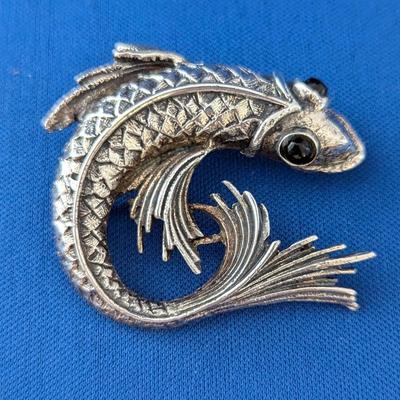 Sterling silver koi fish pin with onyx eyes