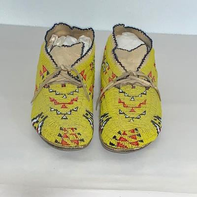 Vintage Native American Beaded Leather Moccasins