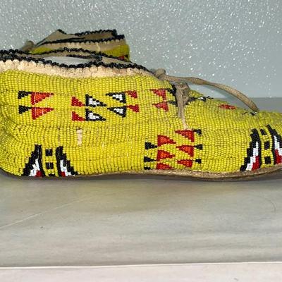 Vintage Native American Beaded Leather Moccasins
