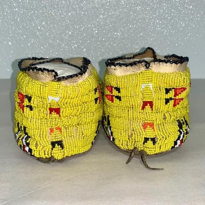 Vintage Native American Beaded Leather Moccasins