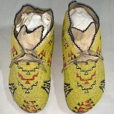 Vintage Native American Beaded Leather Moccasins