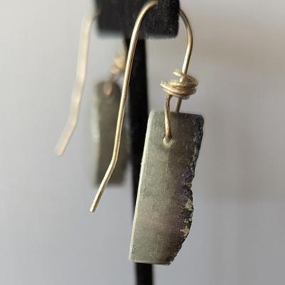 Druzy quartz pear shaped pierced earrings