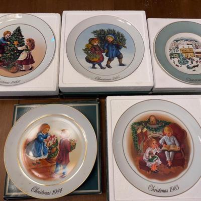 Avon Collectible Holiday Plates- 1980, 1981, 1982, 1983, and 1984