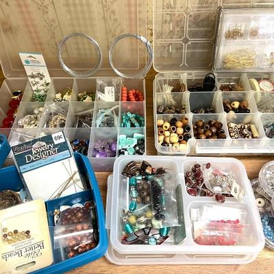 103 GROUP LOT JEWELRY MAKING SUPPLIES BEADS WIRE FINDINGS