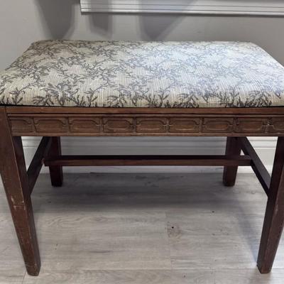 Vanity Bench
