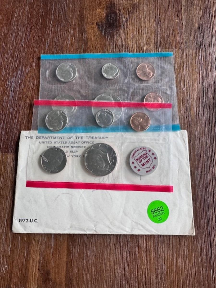 1972 Uncirculated Coin Set | EstateSales.org