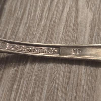 International Silver "Silver Tulip" Flatware Set
