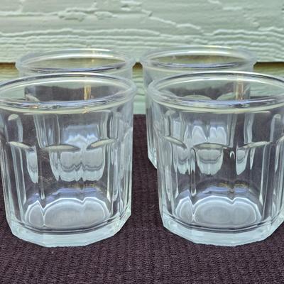 Set of 4 Glasses