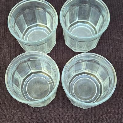 Set of 4 Glasses