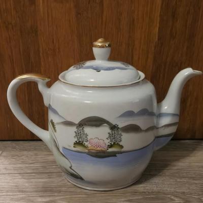 Kutani Porcelain Teapot