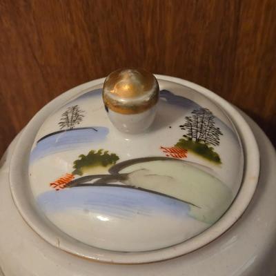 Kutani Porcelain Teapot