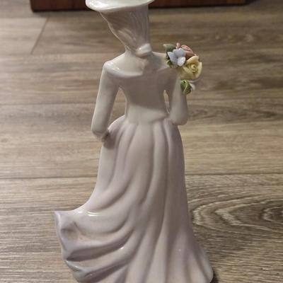 Porcelain Lady