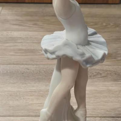 Ballet Dancer Music Box