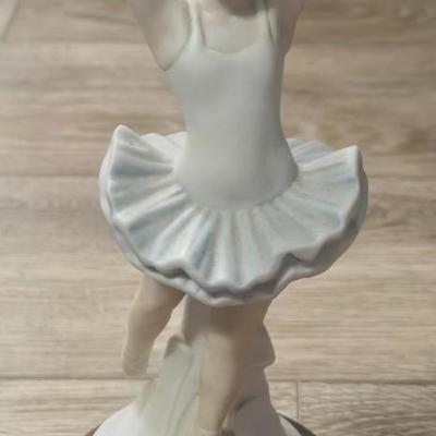 Ballet Dancer Music Box