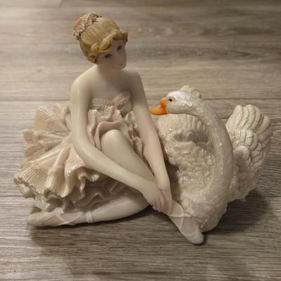 Ballet Dancer and Swan Music Box