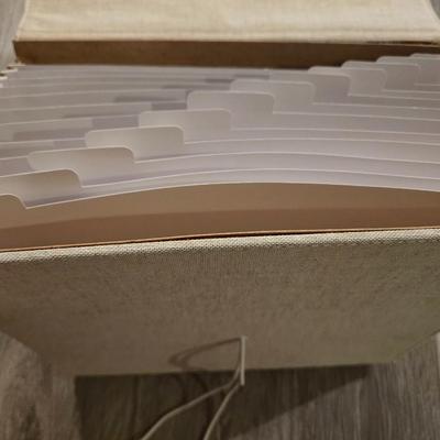 Document Expandable Folder
