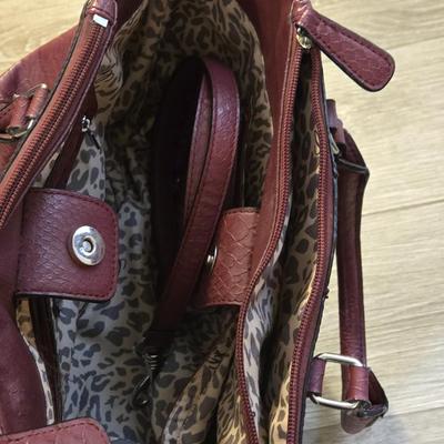 (2) Purses and Wallet lot