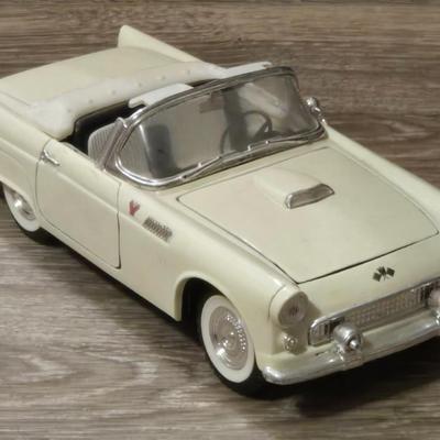 1955 Ford Thunderbird