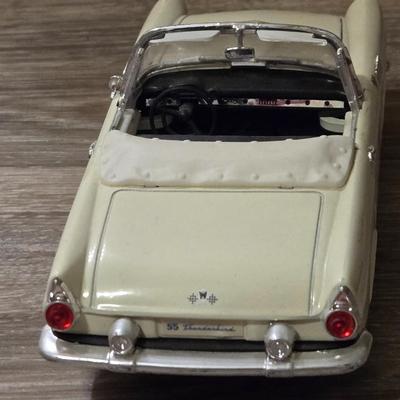 1955 Ford Thunderbird