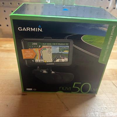 Garmin Nuvi 50LM, Battery Charger & More (G-MG)