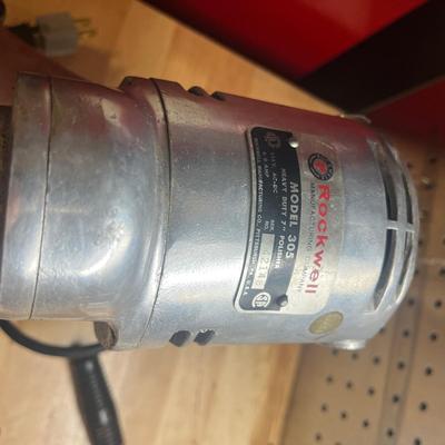 Garmin Nuvi 50LM, Battery Charger & More (G-MG)