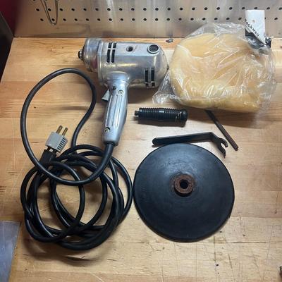 Garmin Nuvi 50LM, Battery Charger & More (G-MG)
