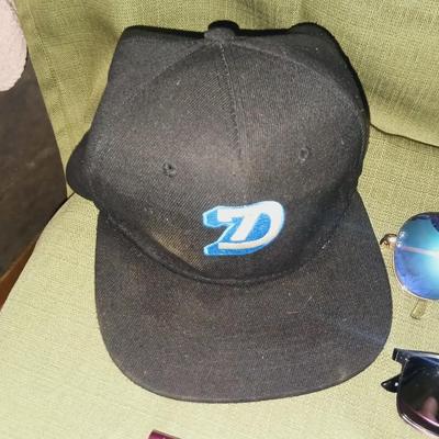 FOSTER GRANT SUNGLASSES, NEW MEN'S COLOGNE, STRYKER PAINTBALL GUN & DAZED HAT