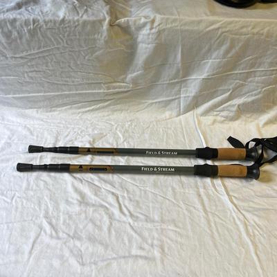 Field & Stream and Mountainsmith Trekking Poles w/ EMS Boulderado Backpack (G-MG)
