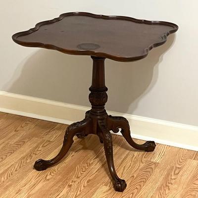 Vtg. Mahogany Clawfoot Accent Table ~*Read Details