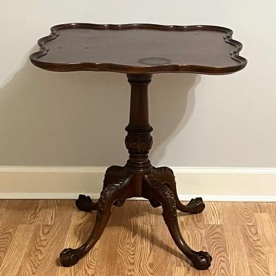 Vtg. Mahogany Clawfoot Accent Table ~*Read Details
