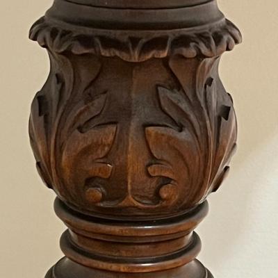 Vtg. Mahogany Clawfoot Accent Table ~*Read Details