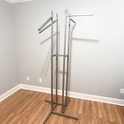 Metal Clothes Hanging Rack With Fleur De Lis Toppers
