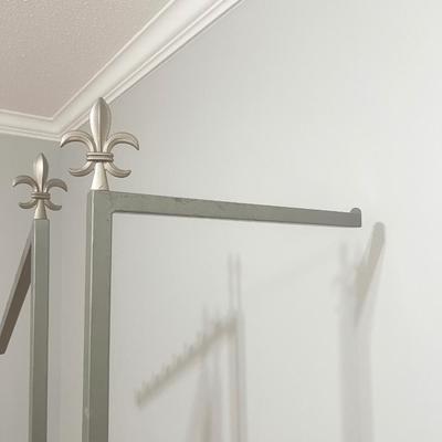Metal Clothes Hanging Rack With Fleur De Lis Toppers