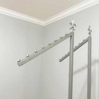 Metal Clothes Hanging Rack With Fleur De Lis Toppers