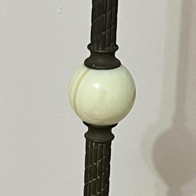 Floral Tiffany Style Metal Floor Lamp ~ Stained Glass Shade