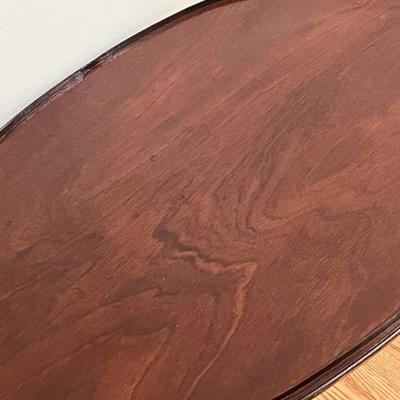 Vtg. Mahogany Carved Wood Oval Coffee Table