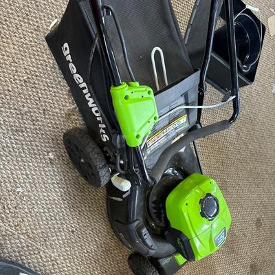 Greenworks 40V battery operated 20 inch brushless mower with bag like new