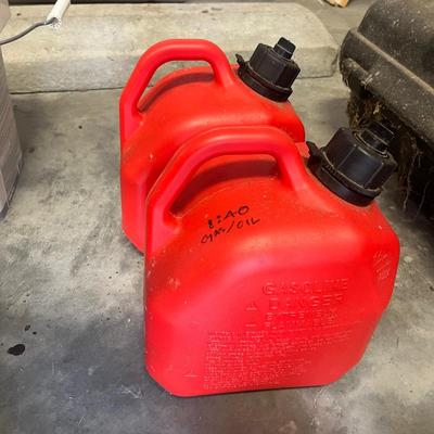 Homelite Chainsaw & Gas Cans (G-MG)