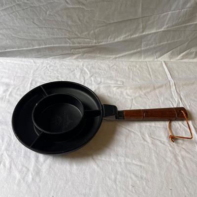 Variety of Kitchen Accessories: Pampered Chef, Nordic Ware, & Much More! (G-DZ)