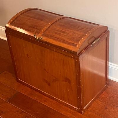 Walnut Chest with Brass Features (GB2-DZ)