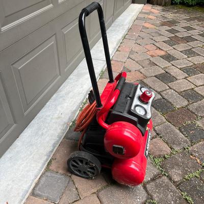 Husky Four Gallon Compressor (G-MG)
