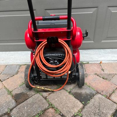 Husky Four Gallon Compressor (G-MG)