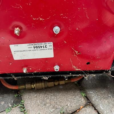 Husky Four Gallon Compressor (G-MG)
