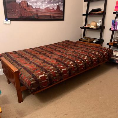 Futon with Wooden Frame (GB2-DZ)