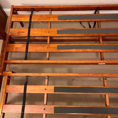 Futon with Wooden Frame (GB2-DZ)