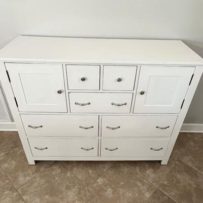 Vtg. White Painted Dresser With Cabinets