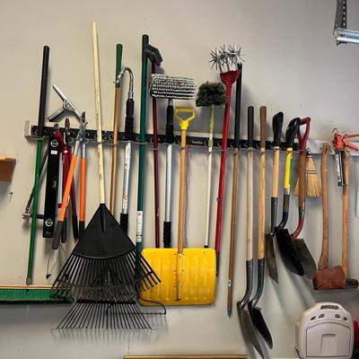 Outdoor Yard Tools (G-MG)