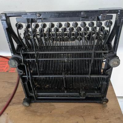 Early 1900's Underwood Typewriter No 5, #700691!